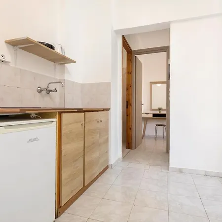 Holidays & Apartman Laganász